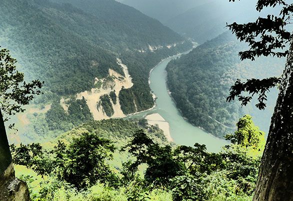 Hiking to Tiger's Nest