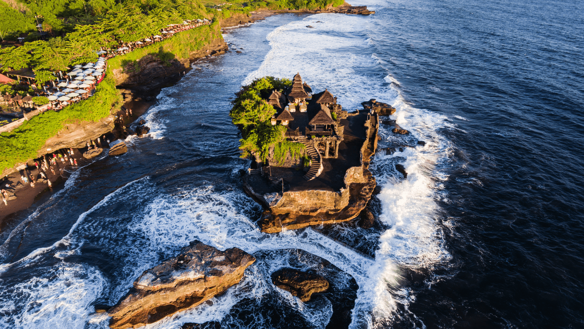 Full Day Ulundanu Temple Beratan Lake – Tanah Lot – Inter-Hotel (B, L)